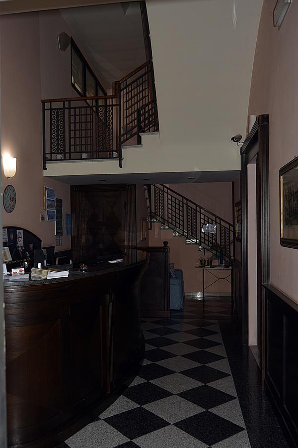Hotel Italia 3*