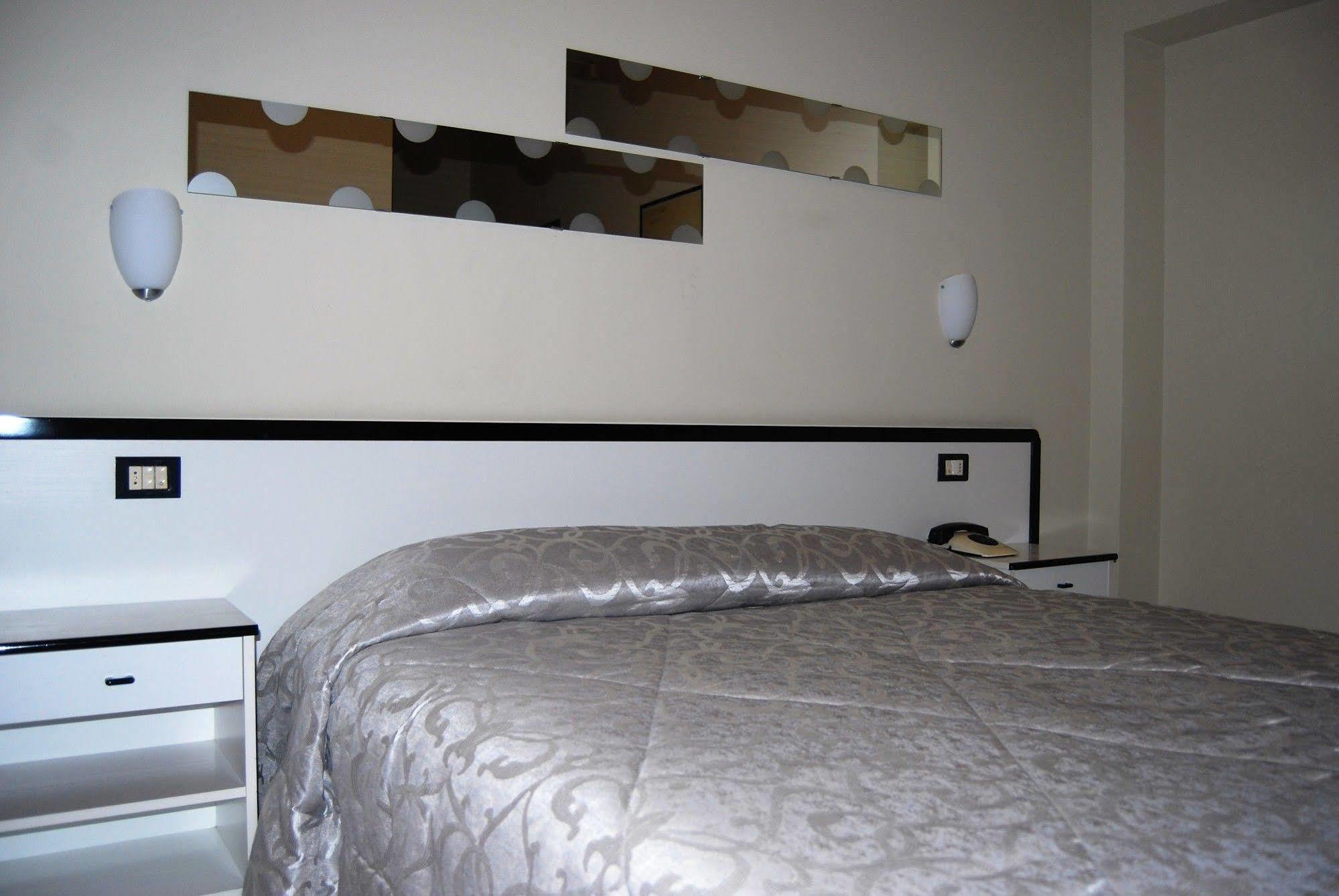Hotel Hotel Italia 3*